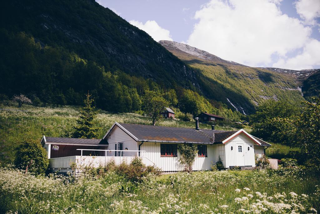 Dalhus - House In The Valley Norddal エクステリア 写真