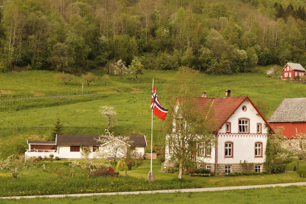 Dalhus - House In The Valley Norddal エクステリア 写真